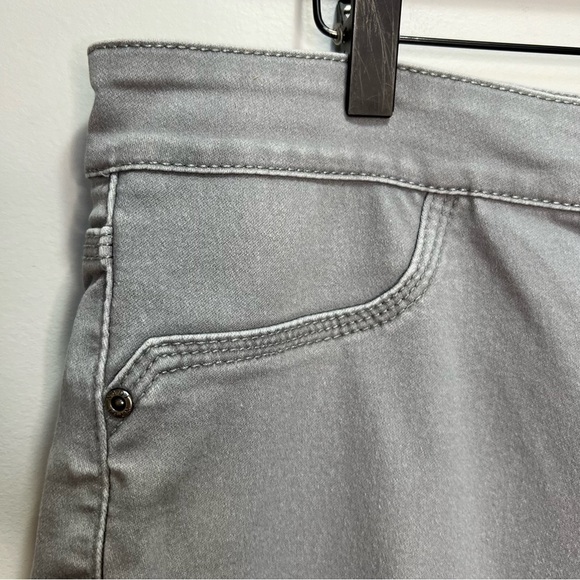 NYDJ Grey Skinny Jeans Size 16 - Picture 4 of 13